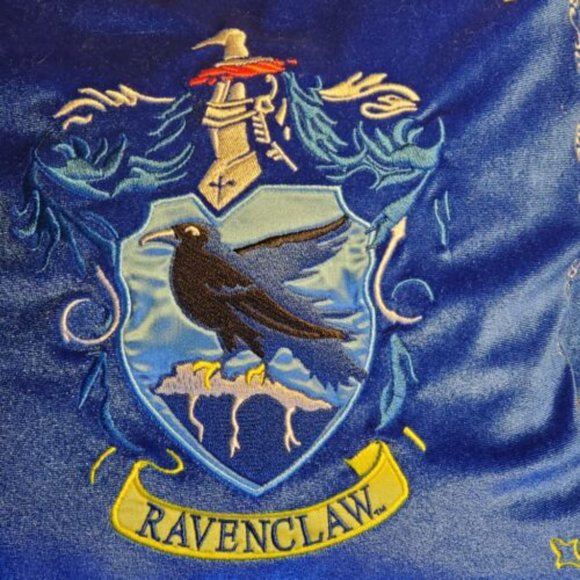 Harry Potter The Noble Collection Ravenclaw Blue Velvety Pillow Silky Pouch EUC - Picture 3 of 12